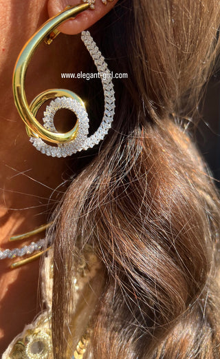 MAGICAL SPIRAL EARRING