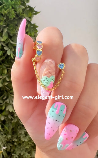 PASTEL HEART EAR CUFF