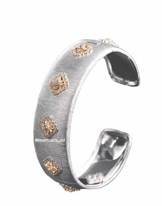 THE LUXURY UNIQUE CLOVER DIAMOND SILVER BANGEL