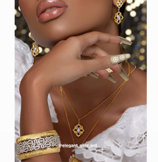THE LUXURY ONE CLOVER NECKLACE