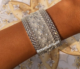 THE LUXURY SILVER DIAMOND BANGEL