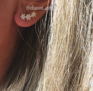 FLOWERS STUD EARRING
