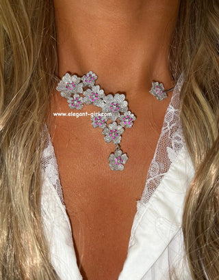 SILVER FLOWERS RUBY STONES CHOKER