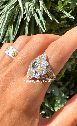 THE LUXURY REGAL EMERALD RING