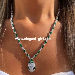 EMERALD GREEN SERPENTI HEAD ROMA NECKLACE