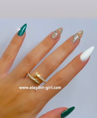 DIAMOND NAIL RING