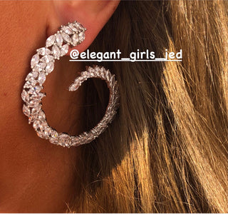 G DIAMOND EARRING