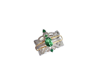 THE LUXURY DOUBLE  EMERALD GREEN  RING