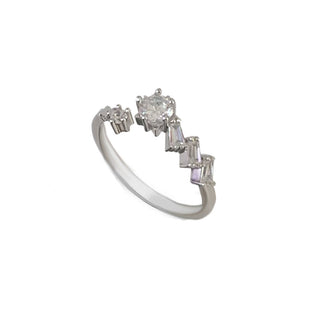 BAGUETTE SOLITAIRE RING